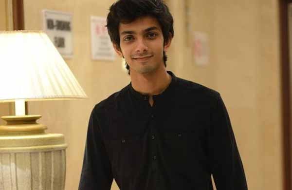 anirudh,pawan kalyan,kushi,renu desai,s.j.surya  అనిరుద్‌కు బంపర్‌ఆఫర్‌..! 